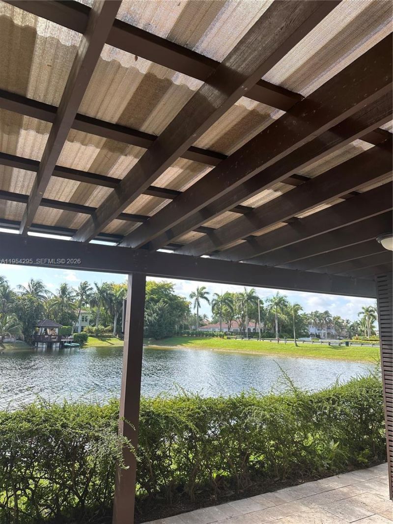 7233 NW 113th Ct, Doral, FL 33178 Photo