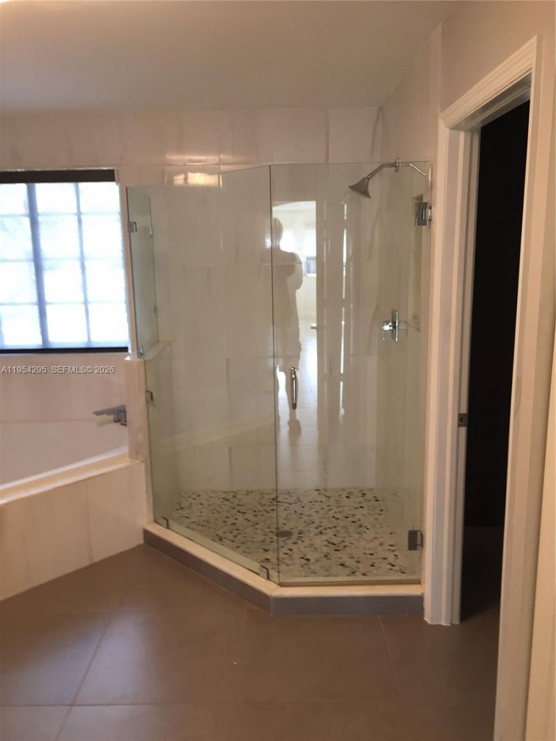 7233 NW 113th Ct, Doral, FL 33178 Photo