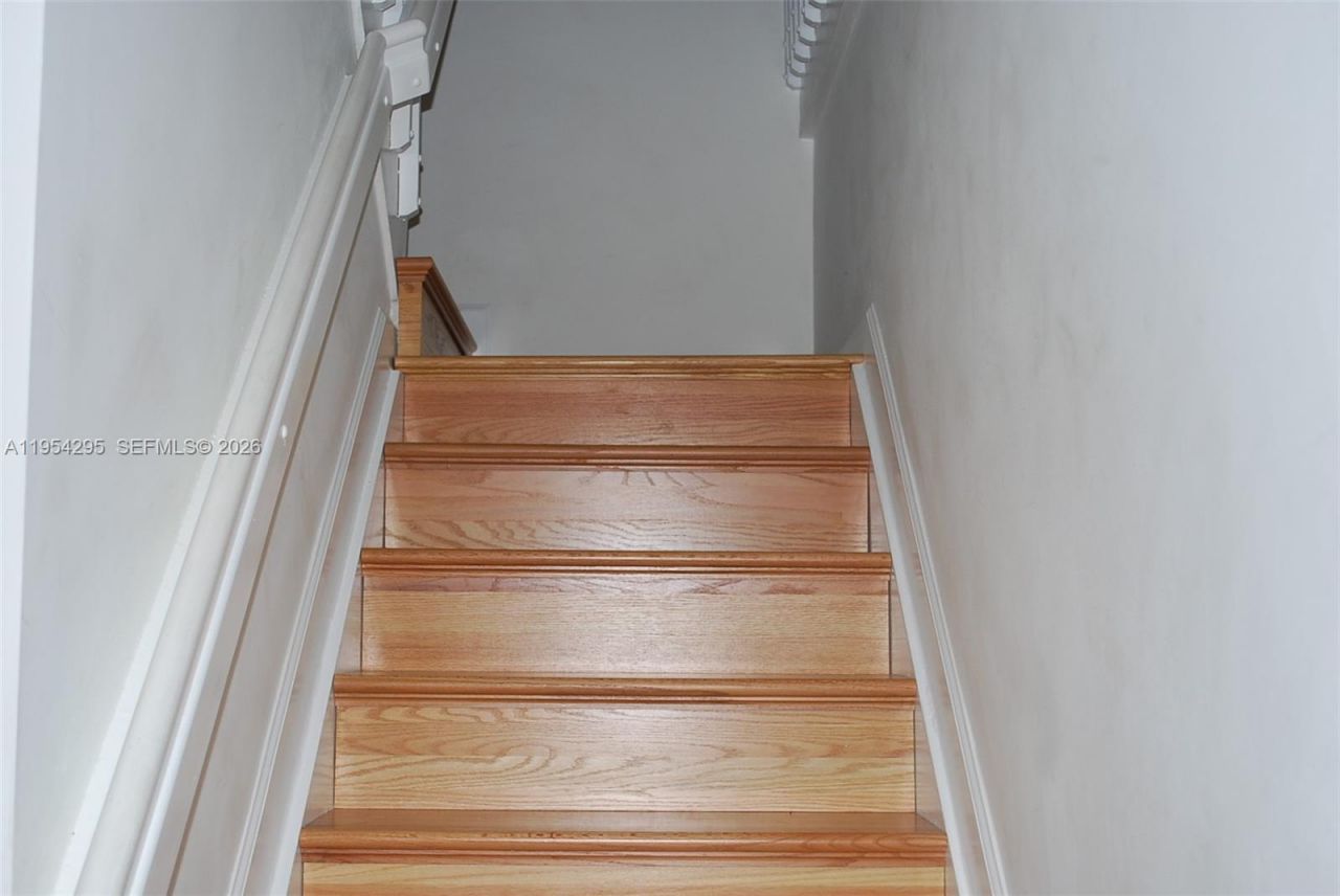 7233 NW 113th Ct, Doral, FL 33178 Photo