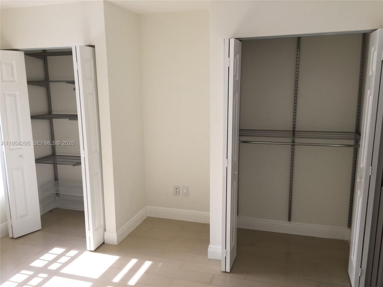 7233 NW 113th Ct, Doral, FL 33178 Photo