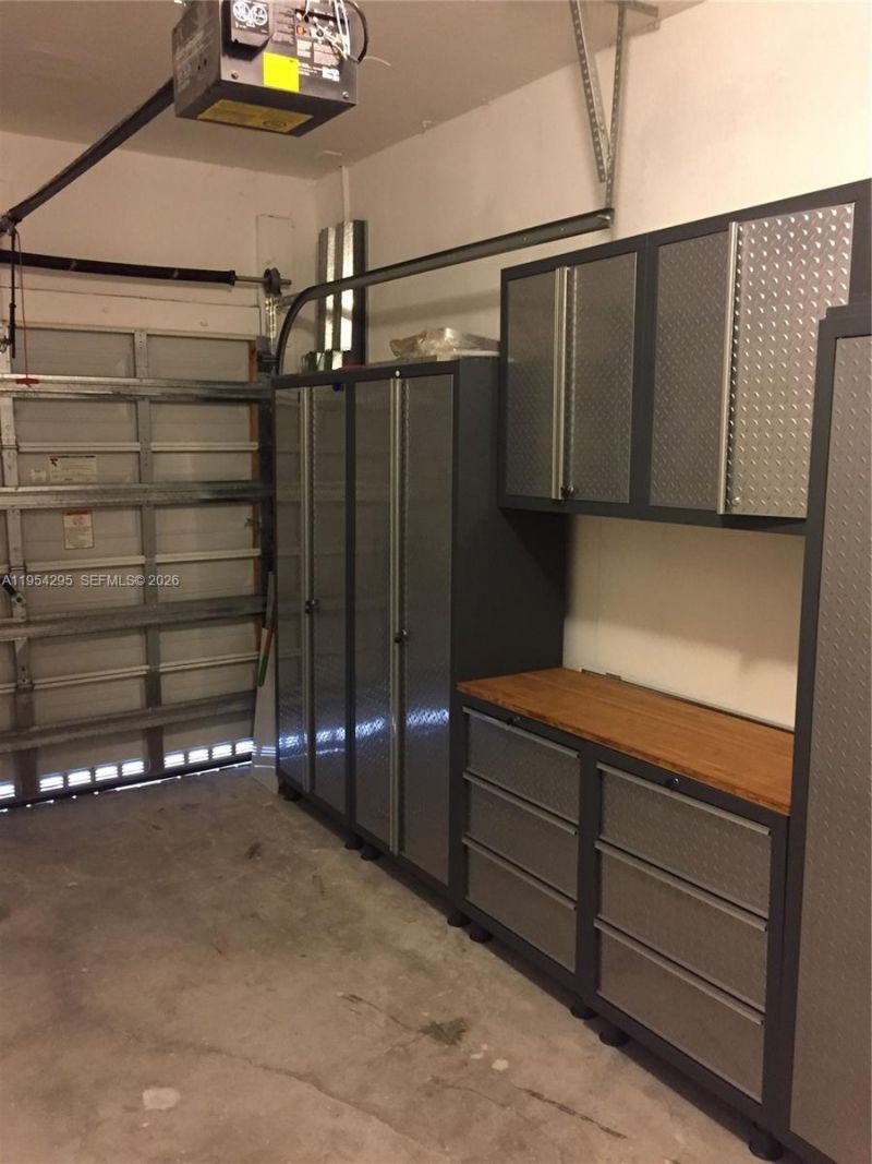 7233 NW 113th Ct, Doral, FL 33178 Photo