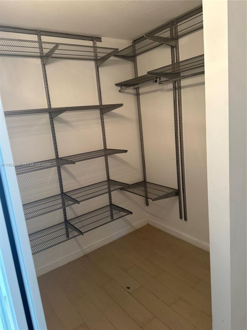 7233 NW 113th Ct, Doral, FL 33178 Photo