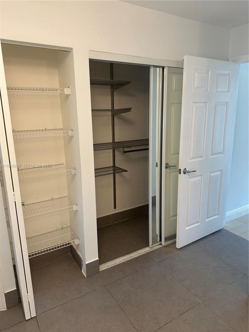 7233 NW 113th Ct, Doral, FL 33178 Photo