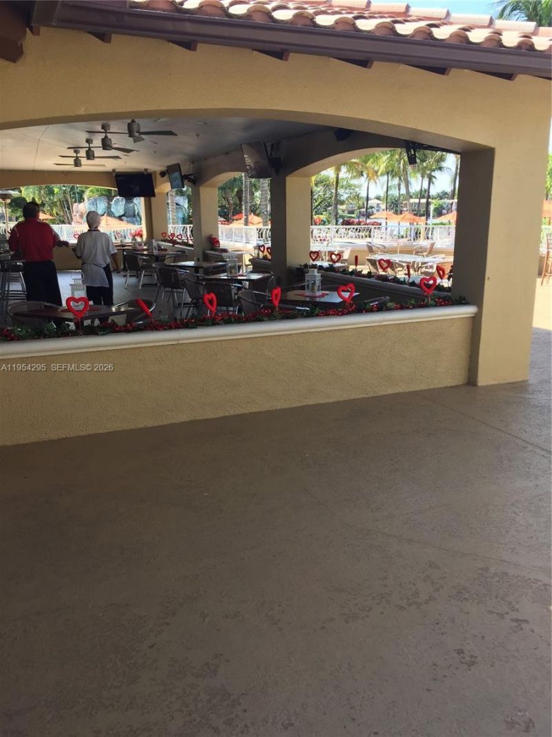 7233 NW 113th Ct, Doral, FL 33178 Photo