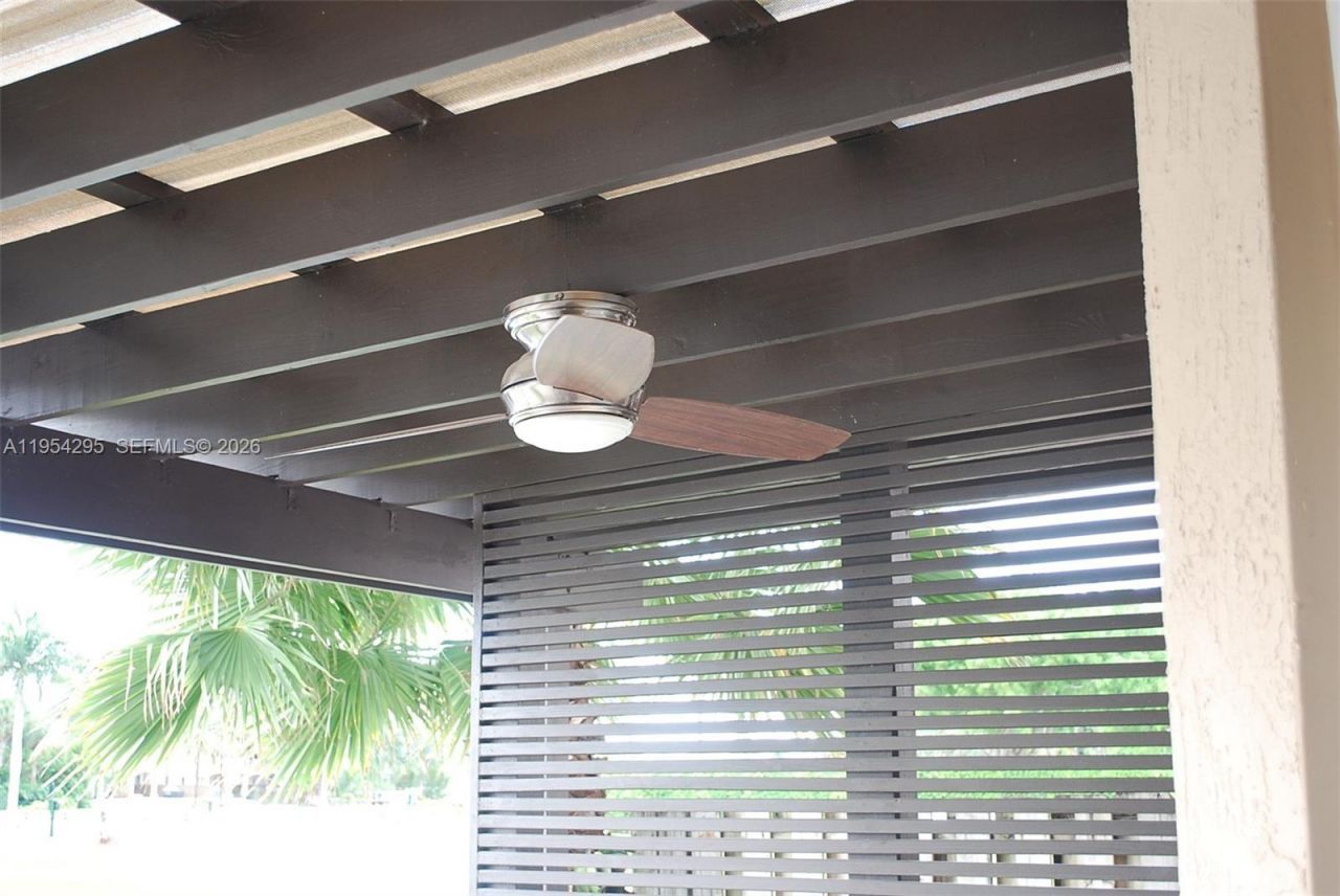 7233 NW 113th Ct, Doral, FL 33178 Photo