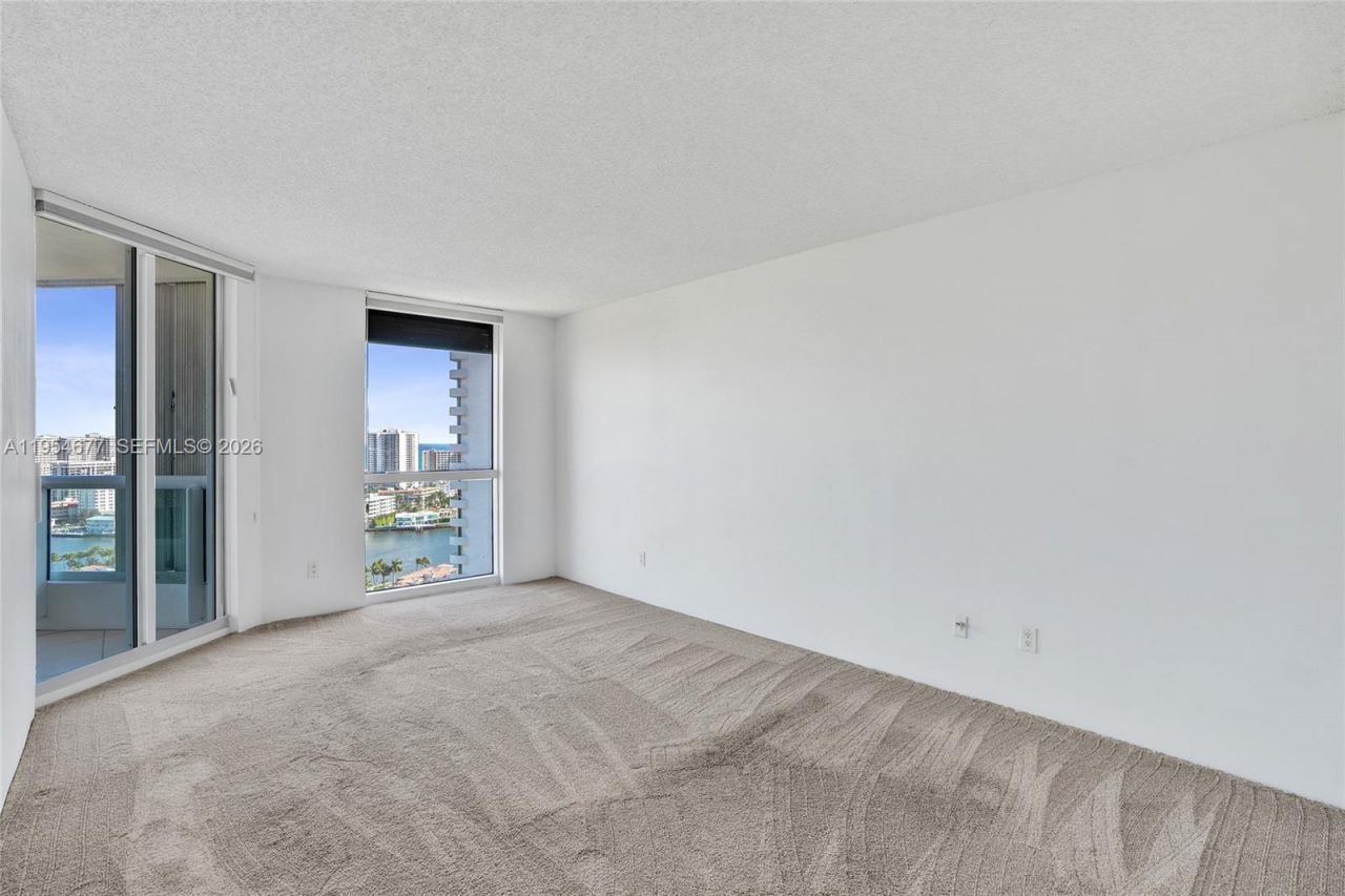 21205 Yacht Club Dr , Unit 2310, Aventura, FL 33180 Photo