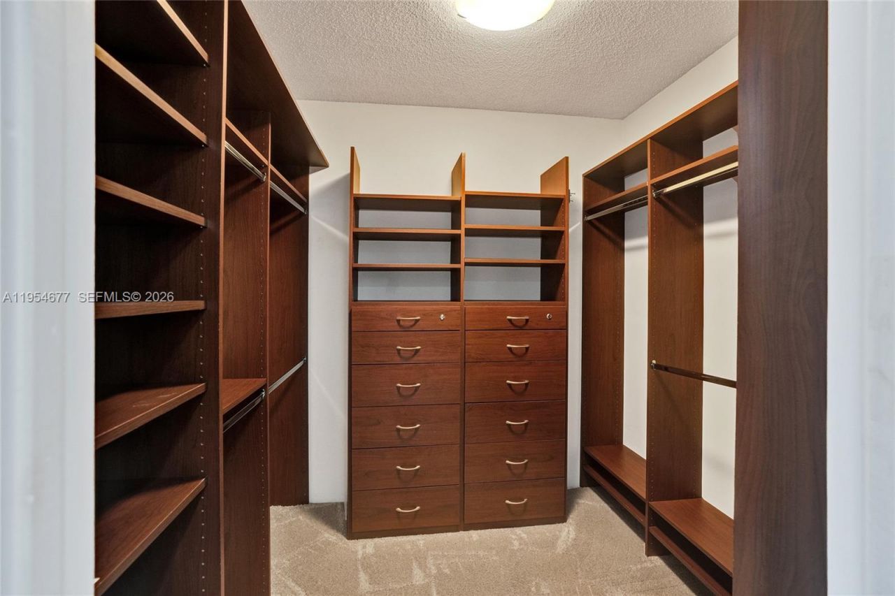 21205 Yacht Club Dr , Unit 2310, Aventura, FL 33180 Photo