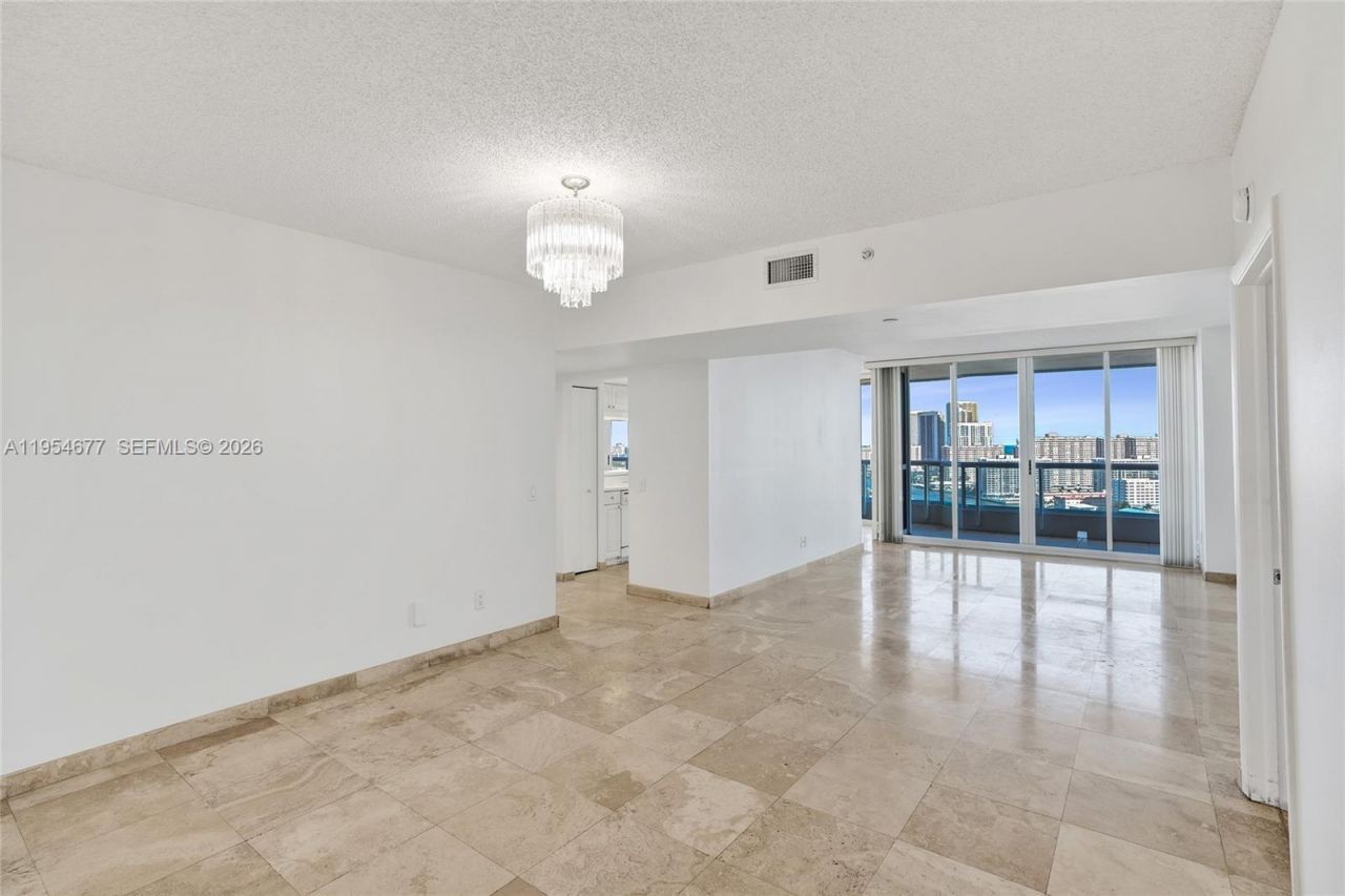 21205 Yacht Club Dr , Unit 2310, Aventura, FL 33180 Photo