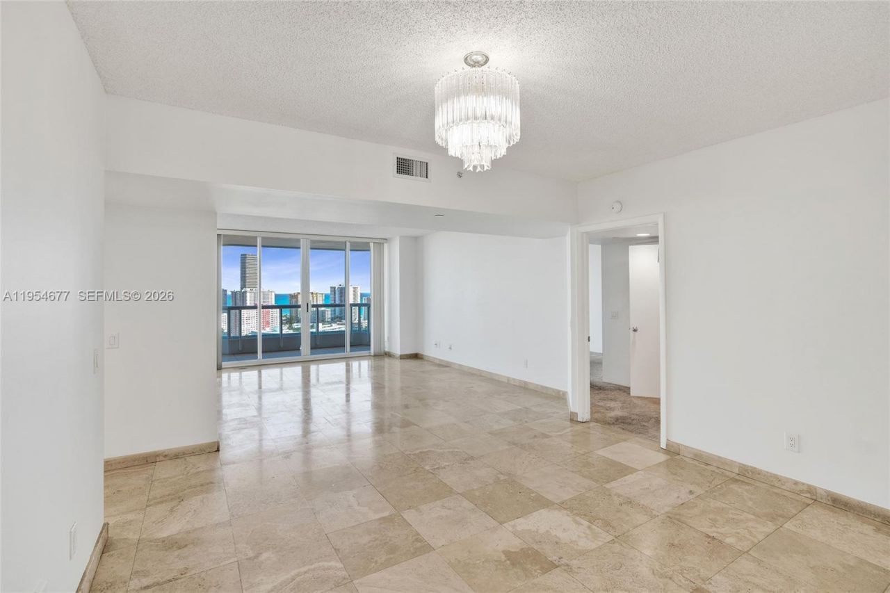 21205 Yacht Club Dr , Unit 2310, Aventura, FL 33180 Photo