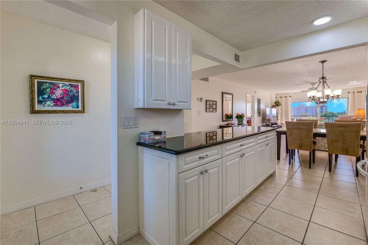 5860 NW 44th St, Unit 711, Lauderhill, FL 33319 Photo