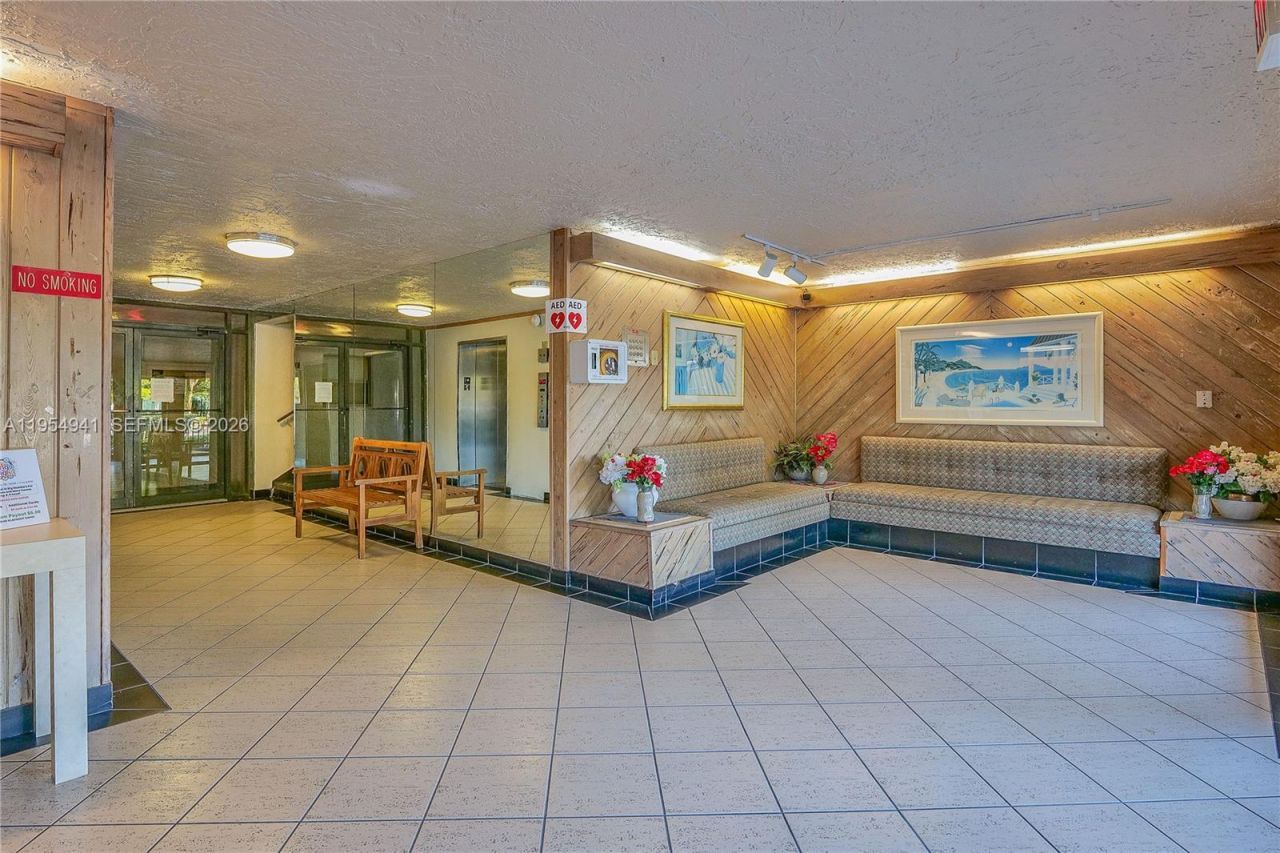 5860 NW 44th St, Unit 711, Lauderhill, FL 33319 Photo