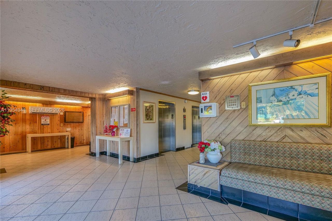 5860 NW 44th St, Unit 711, Lauderhill, FL 33319 Photo