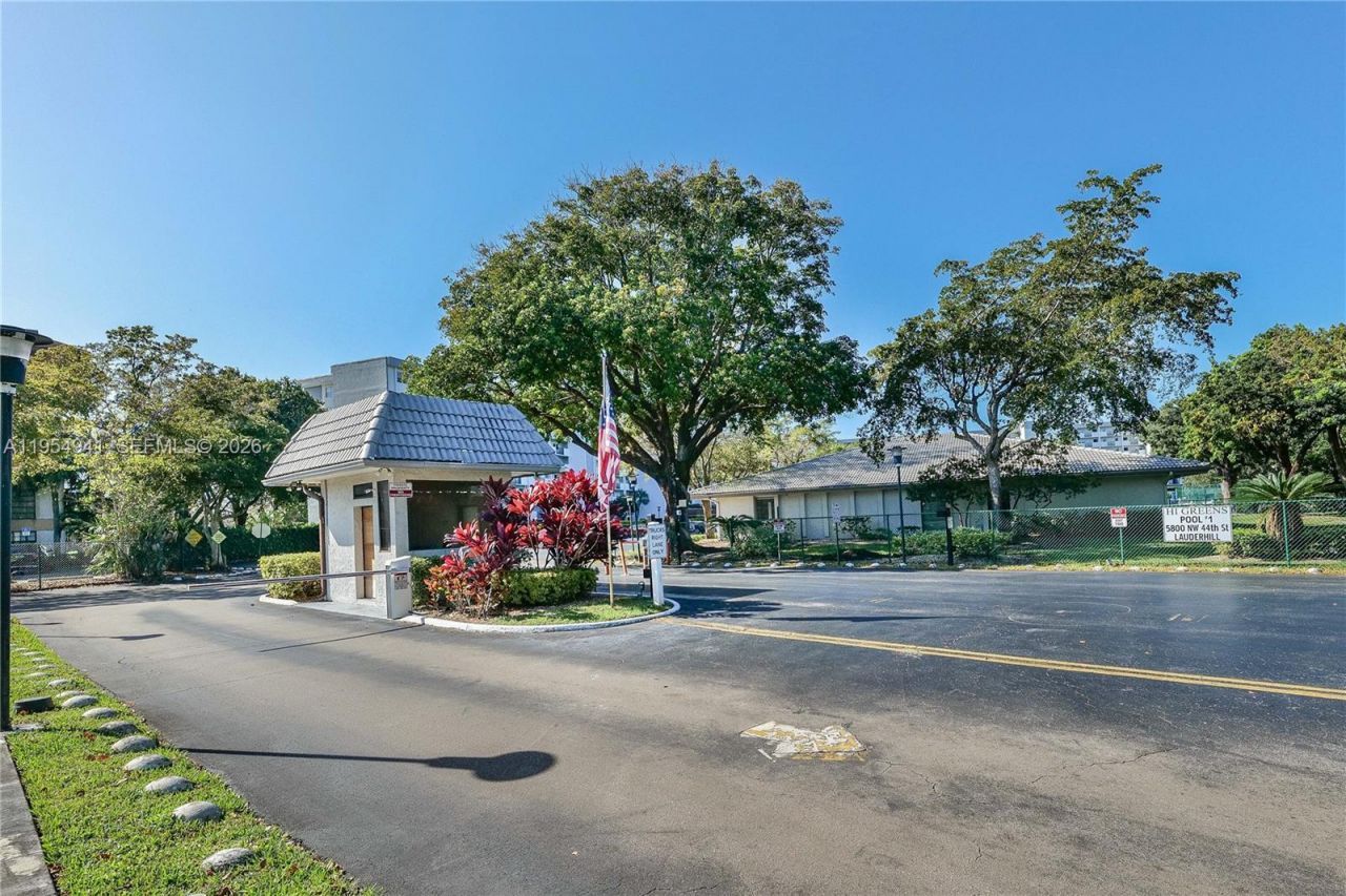 5860 NW 44th St, Unit 711, Lauderhill, FL 33319 Photo