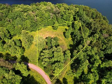 16 Wooldridge Road, Jamestown, KY 42629