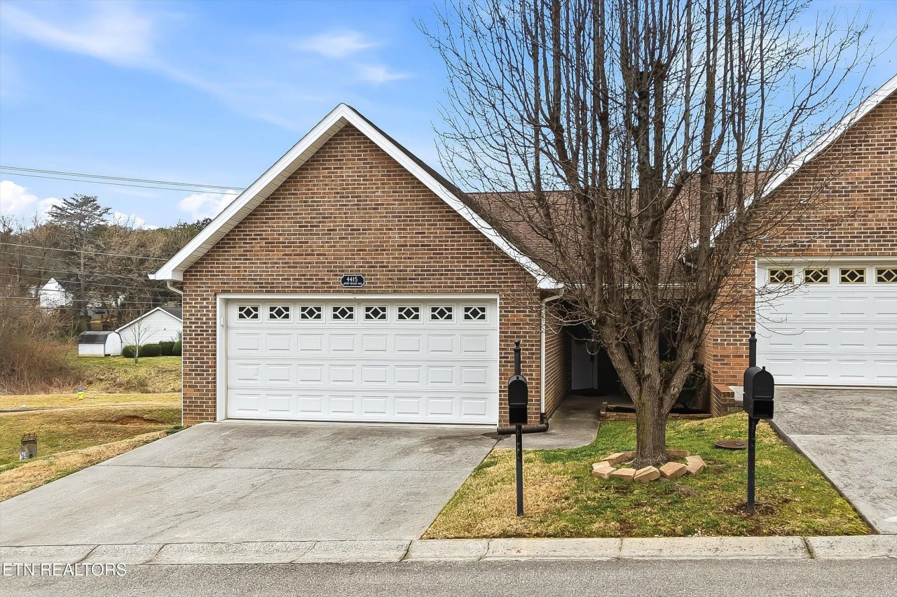 4415 Avery Village Way, Knoxville, TN 37921 Main Photo