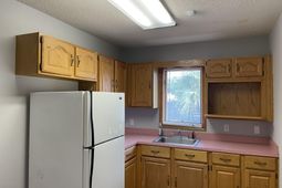 3844 Leeds Avenue photo 4