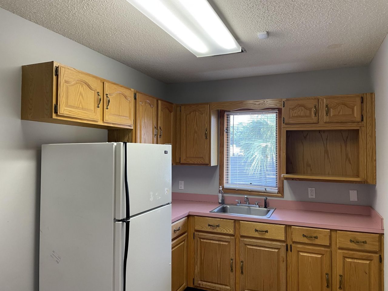 3844 Leeds Avenue Photo 4