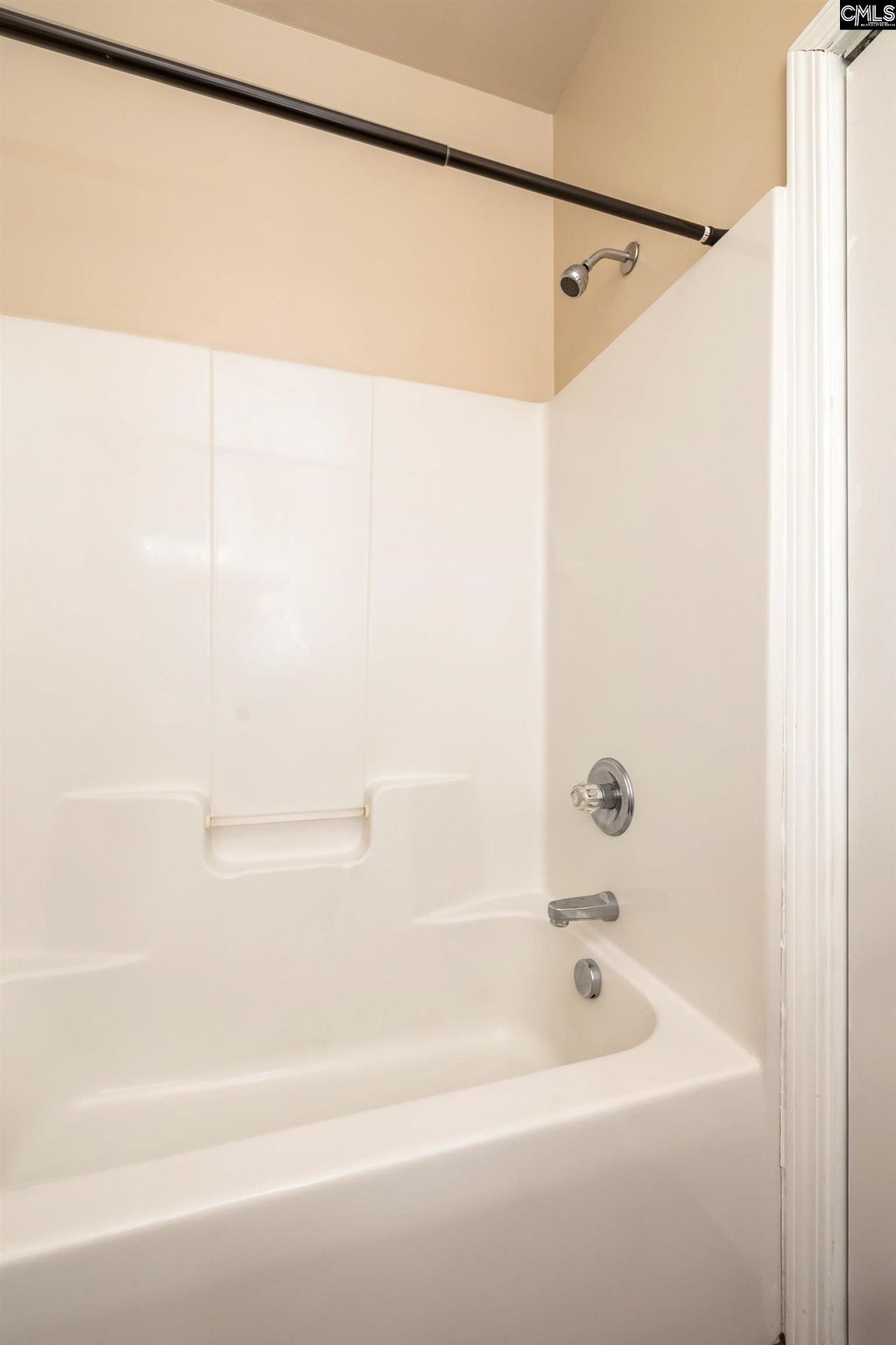 35 Crescent Moon Court  Photo 14