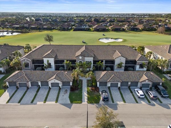 5527 PALMER CIRCLE, Unit 205, BRADENTON, FL 34211