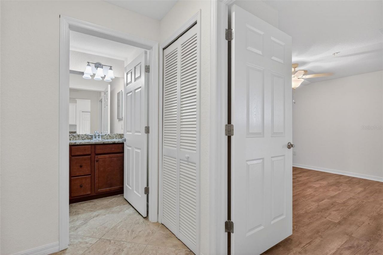 5527 Palmer Circle, Unit 205, Bradenton, FL 34211 Photo