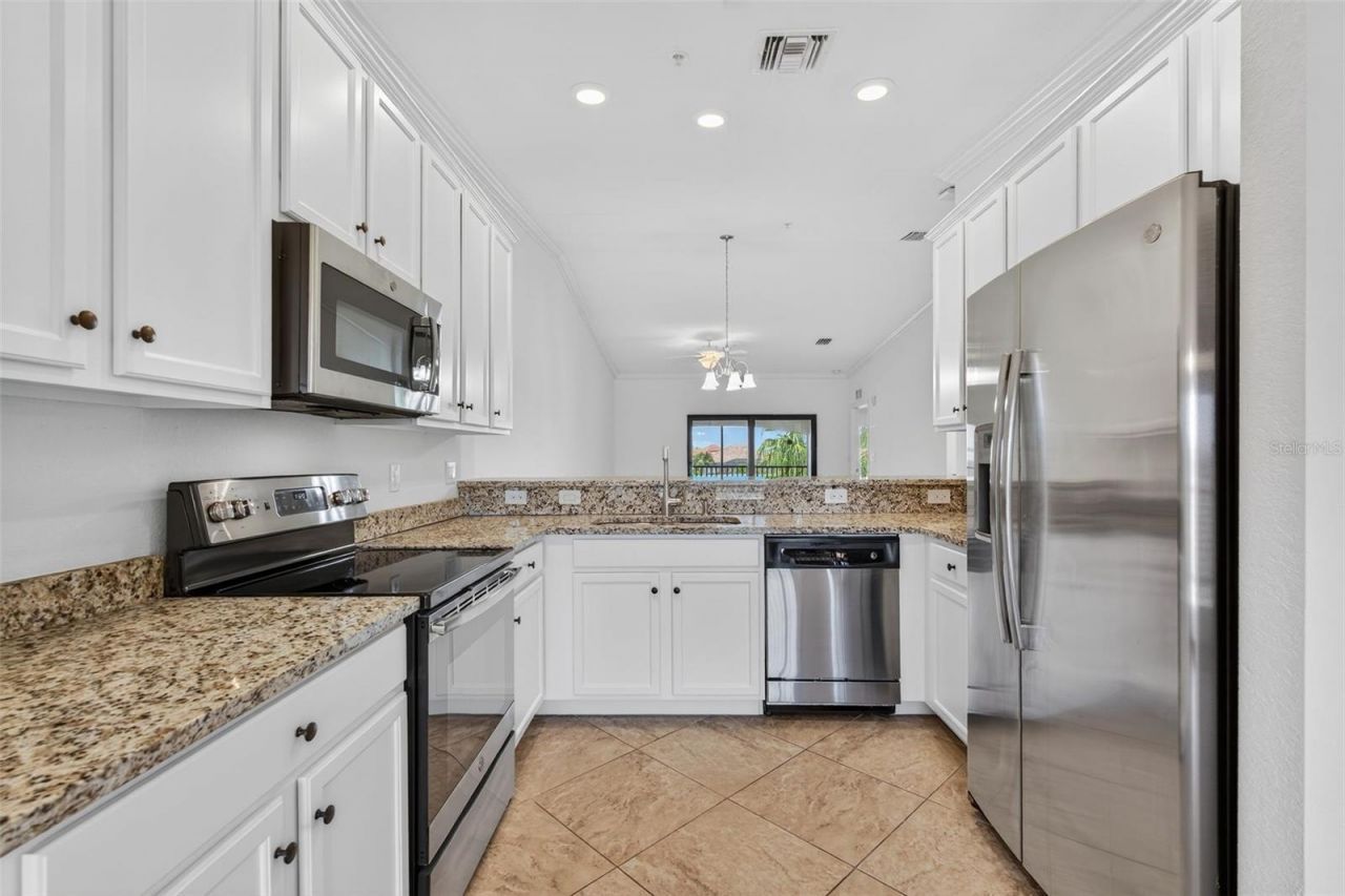 5527 Palmer Circle, Unit 205, Bradenton, FL 34211 Photo