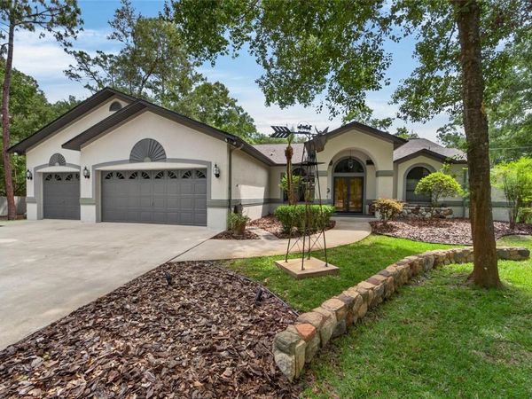 8518 QUAIL HOLLOW BOULEVARD, WESLEY CHAPEL, FL 33544
