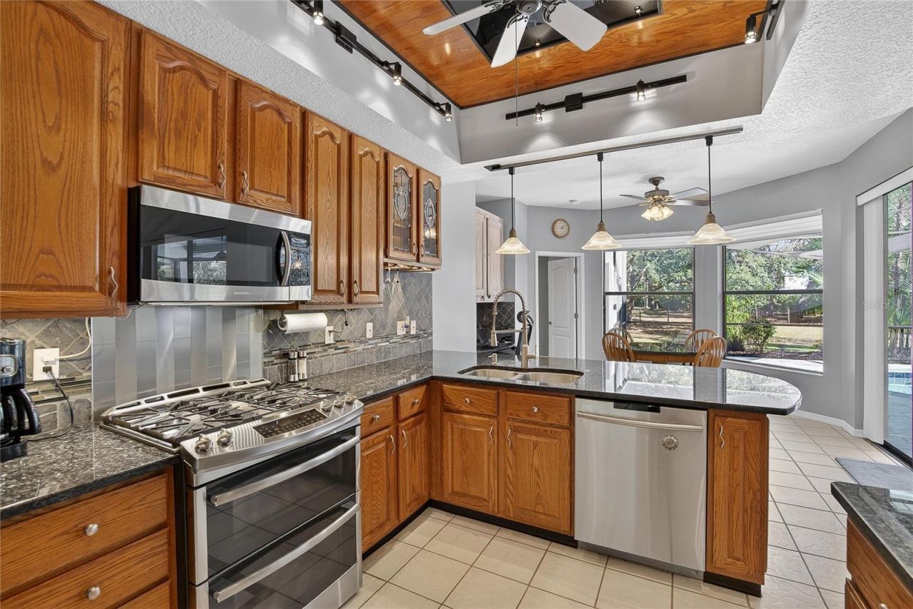 8518 Quail Hollow Boulevard, Wesley Chapel, FL 33544 Photo