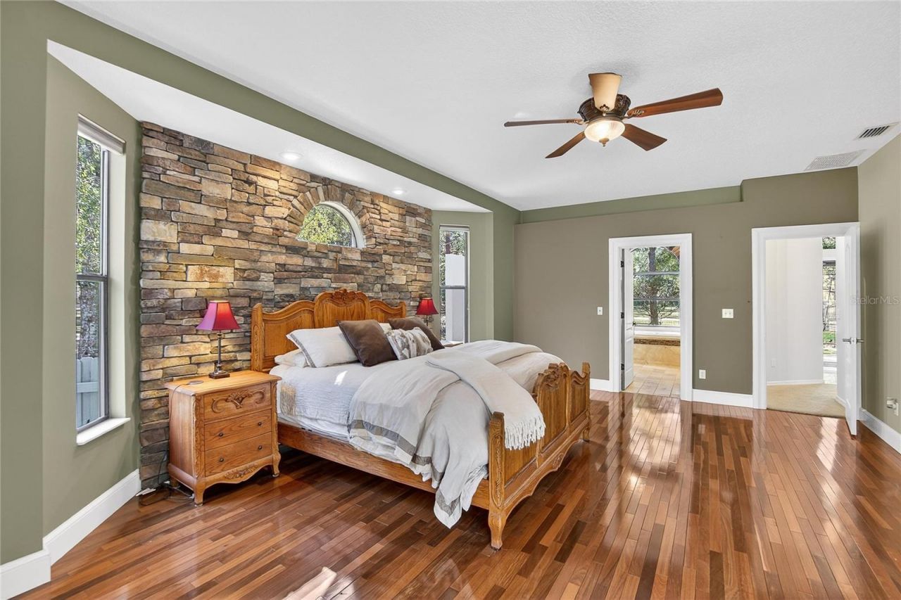 8518 Quail Hollow Boulevard, Wesley Chapel, FL 33544 Photo
