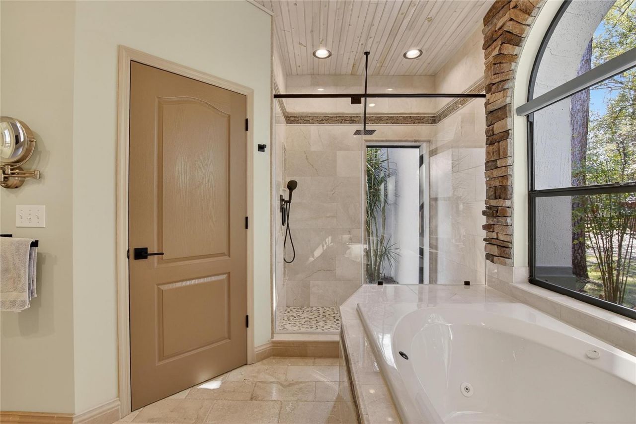8518 Quail Hollow Boulevard, Wesley Chapel, FL 33544 Photo