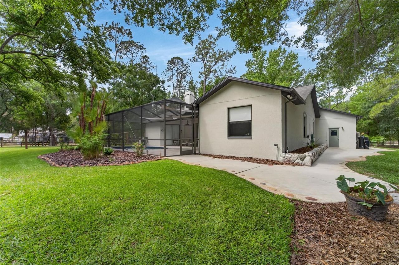 8518 Quail Hollow Boulevard, Wesley Chapel, FL 33544 Photo