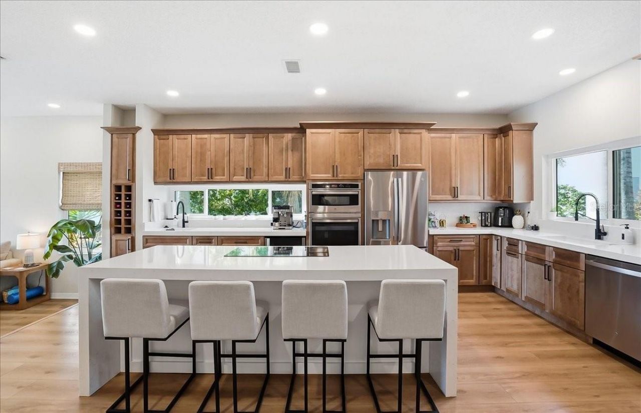 487 Pinellas Bayway S, Unit 107, Tierra Verde, FL 33715 Photo