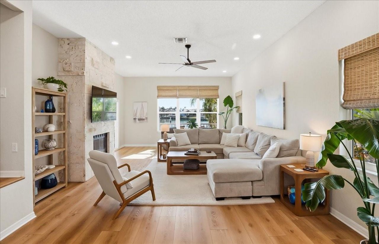 487 Pinellas Bayway S, Unit 107, Tierra Verde, FL 33715 Photo