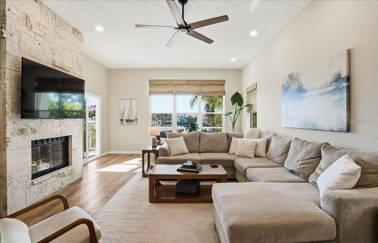 487 Pinellas Bayway S, Unit 107, Tierra Verde, FL 33715 Photo