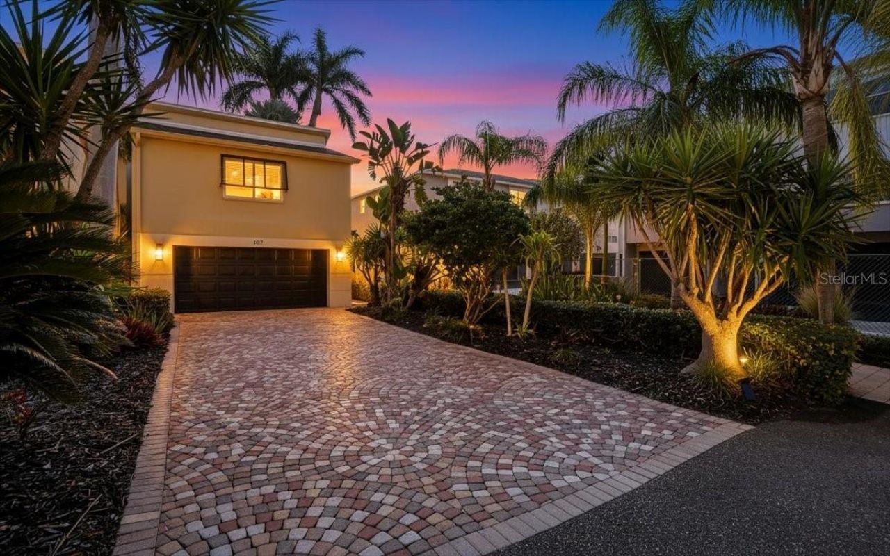 487 Pinellas Bayway S, Unit 107, Tierra Verde, FL 33715 Photo