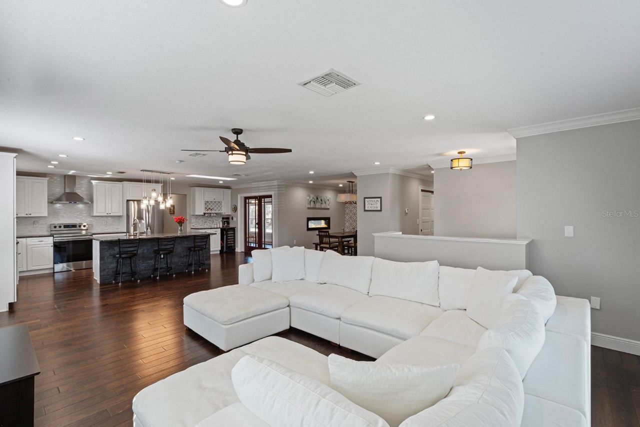 3610 Gatewood Drive, Orlando, FL 32812 Photo