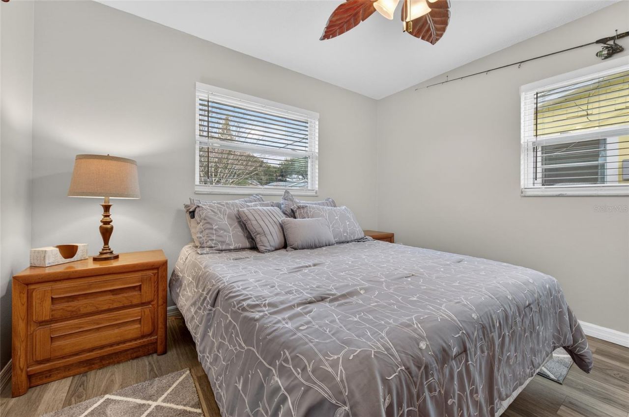 805 E 14th Avenue, New Smyrna Beach, FL 32169 Photo