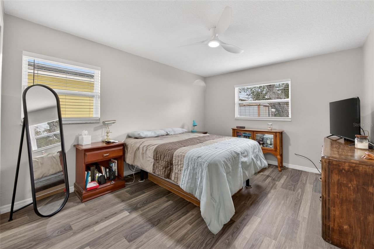 805 E 14th Avenue, New Smyrna Beach, FL 32169 Photo