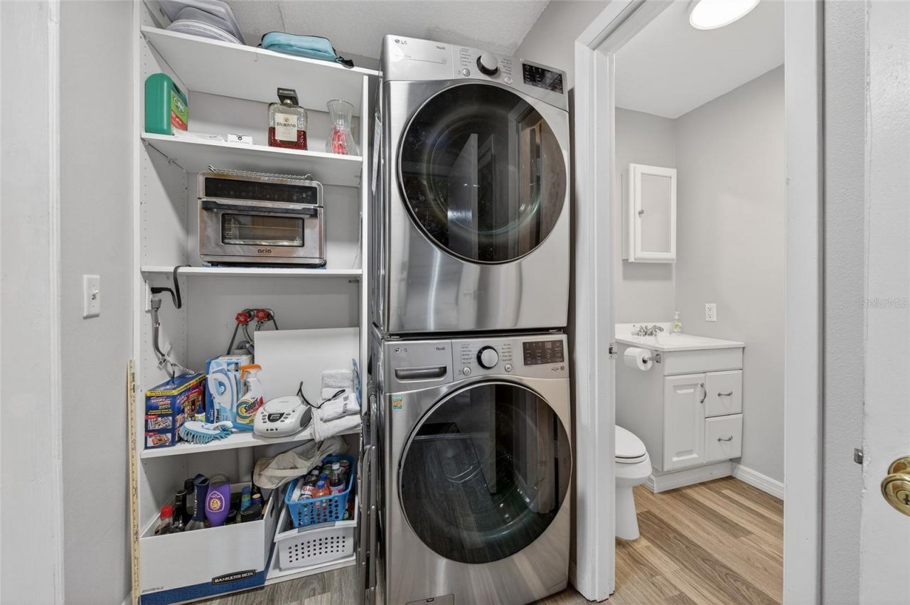 805 E 14th Avenue, New Smyrna Beach, FL 32169 Photo