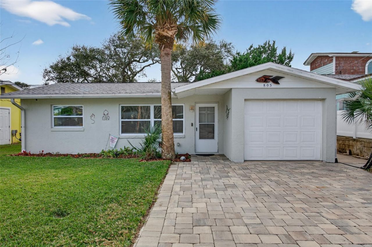 805 E 14th Avenue, New Smyrna Beach, FL 32169 Photo