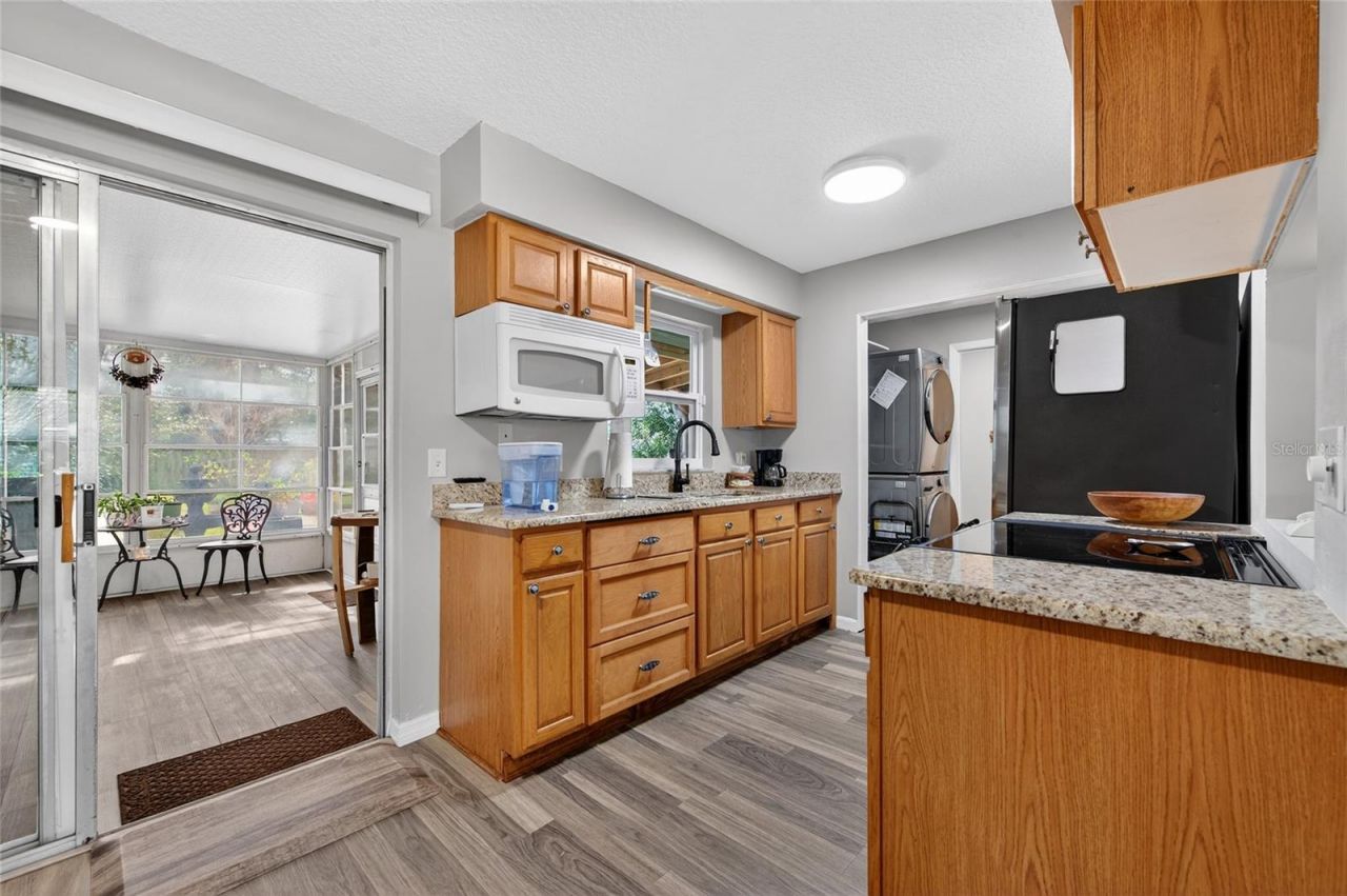 805 E 14th Avenue, New Smyrna Beach, FL 32169 Photo