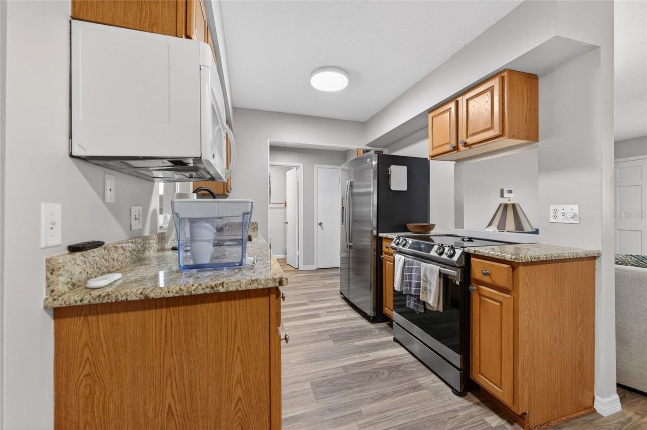 805 E 14th Avenue, New Smyrna Beach, FL 32169 Photo