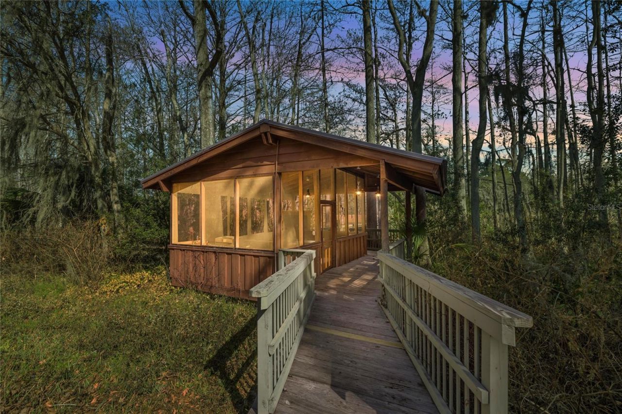 351 Sequoia Dr, Ocklawaha, FL 32179 Photo