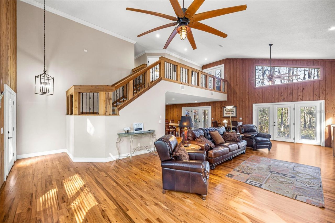 351 Sequoia Dr, Ocklawaha, FL 32179 Photo