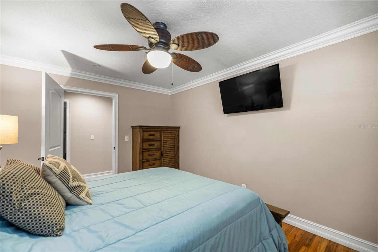 351 Sequoia Dr, Ocklawaha, FL 32179 Photo