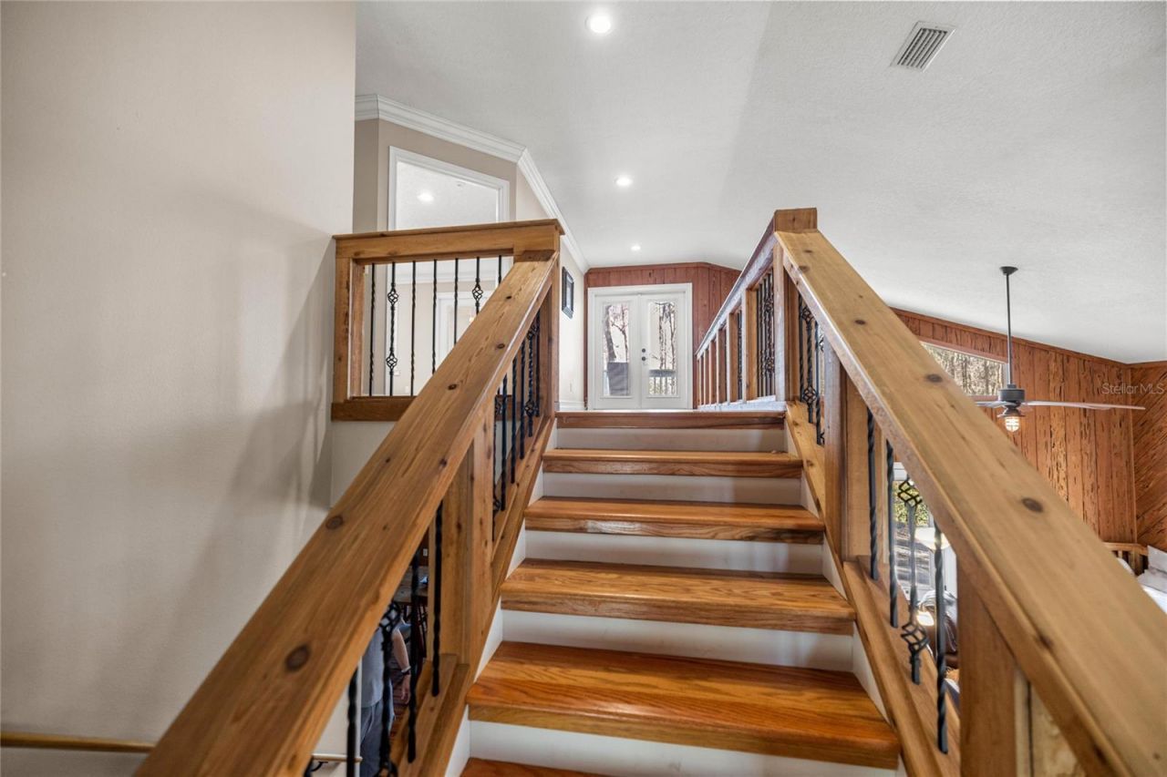 351 Sequoia Dr, Ocklawaha, FL 32179 Photo