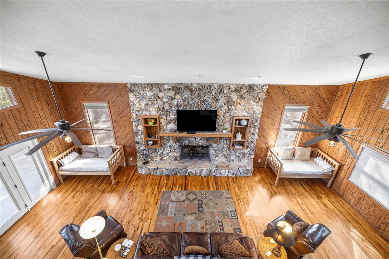 351 Sequoia Dr, Ocklawaha, FL 32179 Photo