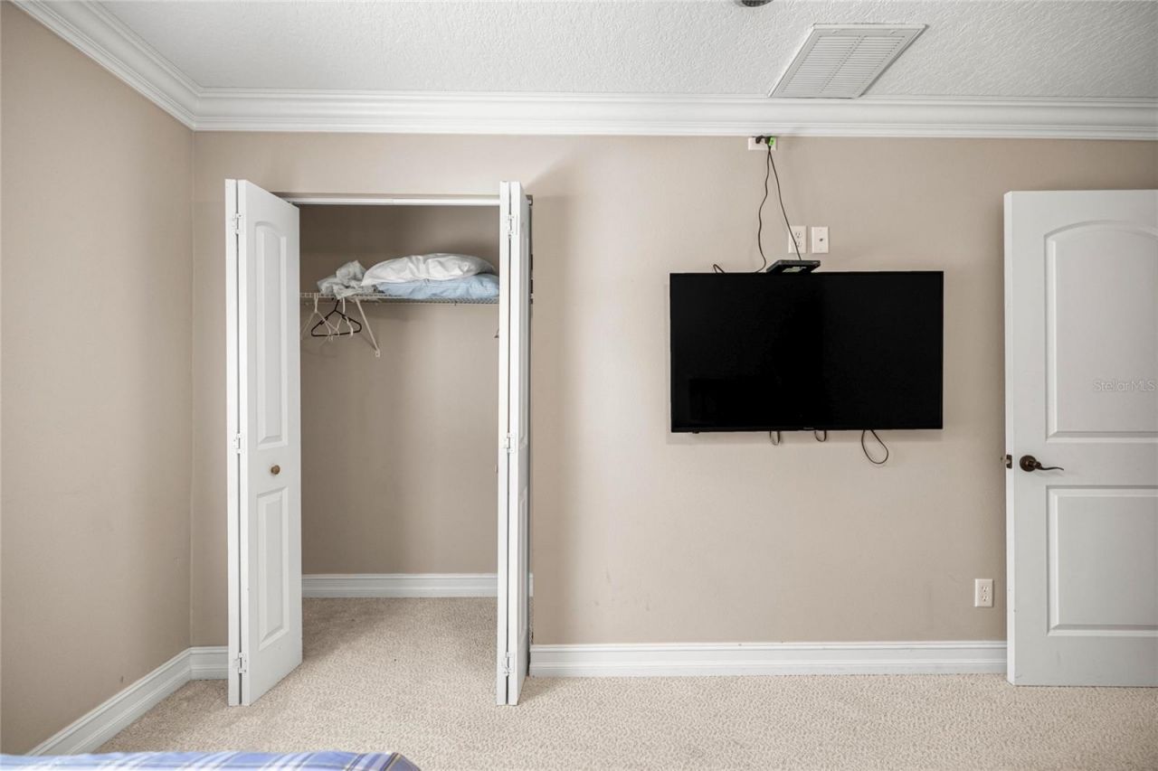 351 Sequoia Dr, Ocklawaha, FL 32179 Photo