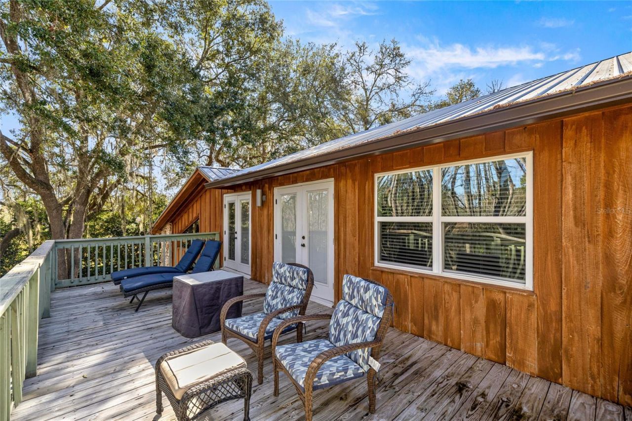 351 Sequoia Dr, Ocklawaha, FL 32179 Photo