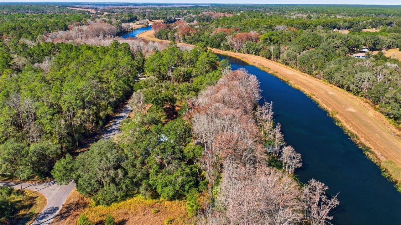 351 Sequoia Dr, Ocklawaha, FL 32179 Photo