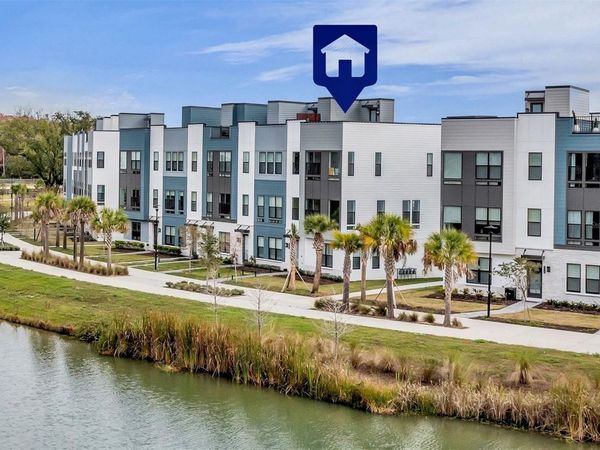 2402 ADDALIA ALLEY, ORLANDO, FL 32804